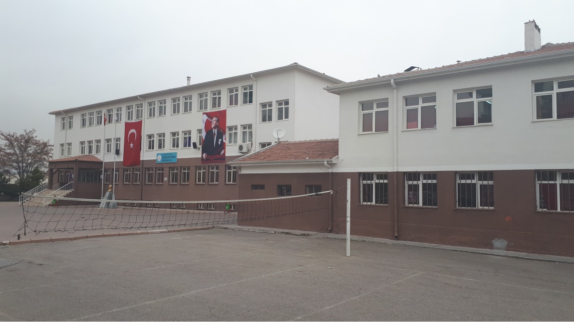 Osman Kavuncu Ortaokulu Fotoğrafı