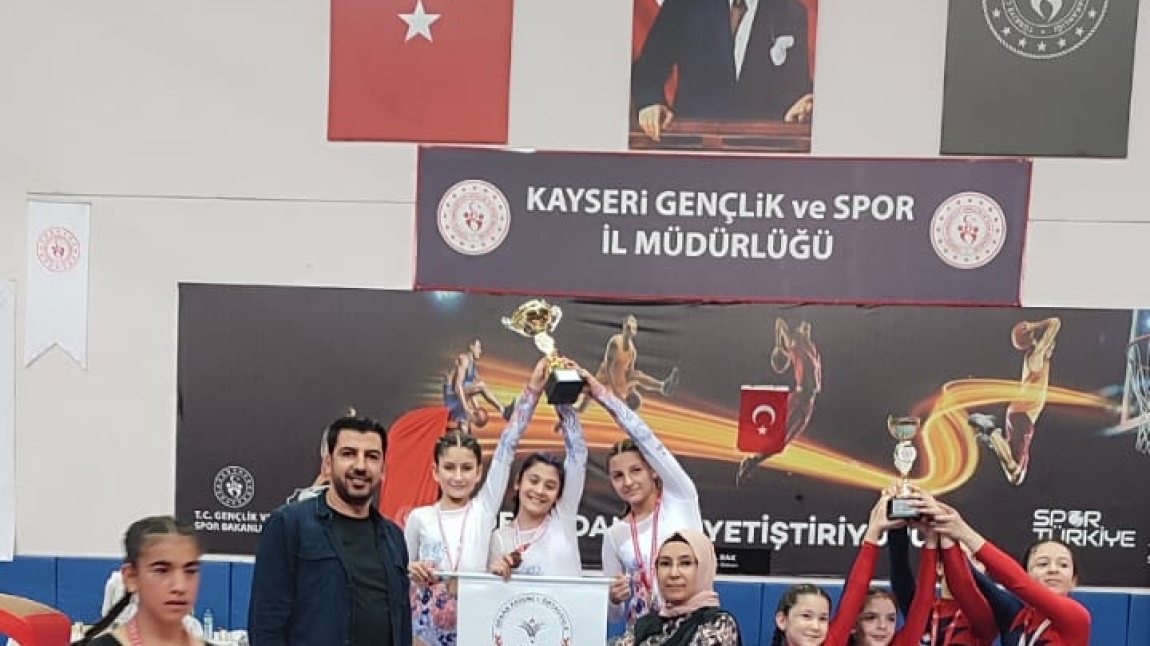 Okulumuz Cimnastikte Kayseri 1. si